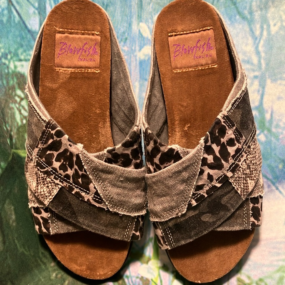 Blowfish Malibu Funtastic sandal Size 7.